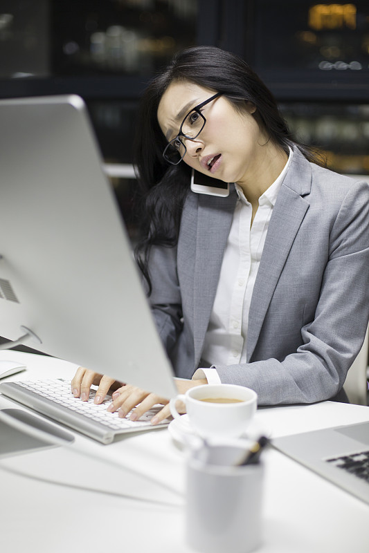 厦门市私家侦探收费标准：婚姻里的渐行渐远，都是从这件事开始的