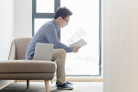 广州市外遇取证公司：婚姻是爱情的结晶，是两个人携手共度余生的起点