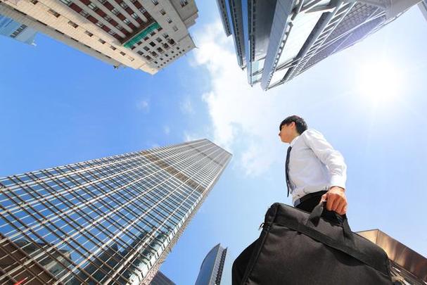 厦门市私家侦探公司：无私奉献，父母的爱无法衡量，儿女的回报温暖人心